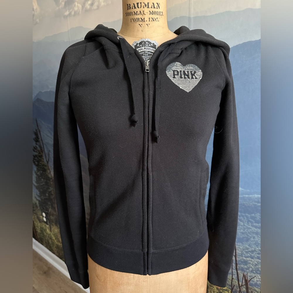 PINK FLEECE BLACK JACKET